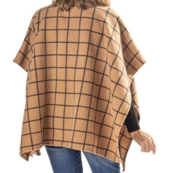 Le Moda  OSFM Cozy 4 Button Tan & Black Windowpane Fleece Poncho/Cape OSFM - Picture 2 of 6
